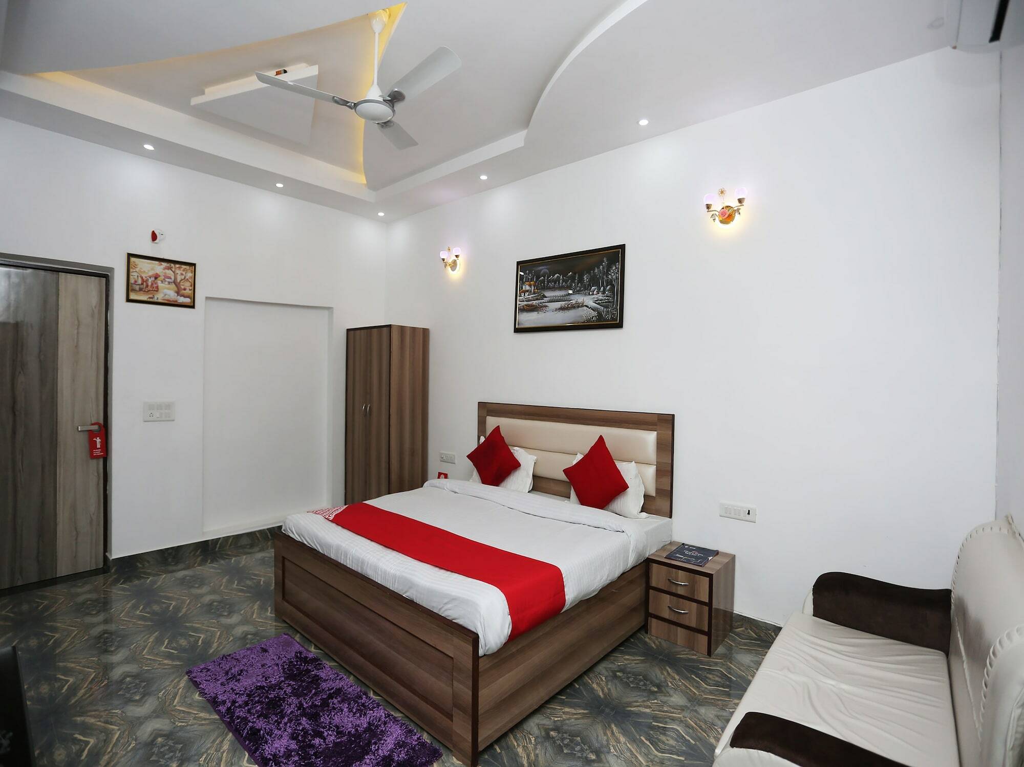 Hotel Rest Palace Agra  Exterior photo